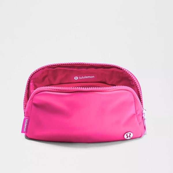 Lululemon Everywhere Crossbody Belt Bag 1L - Sonic Pink