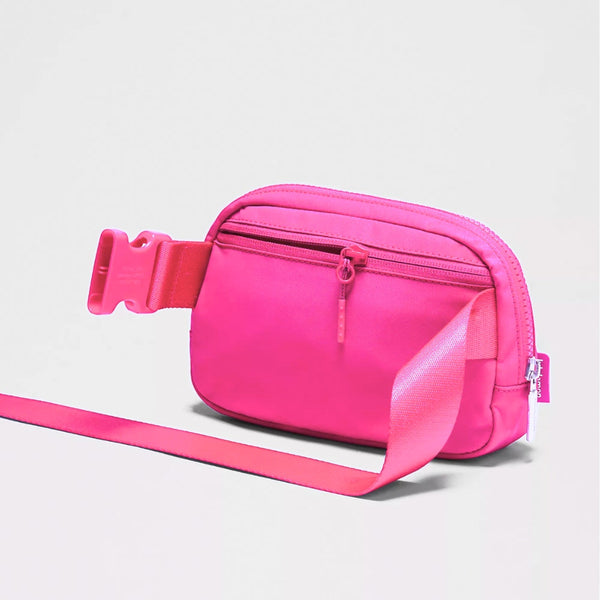 Lululemon Everywhere Crossbody Belt Bag 1L - Sonic Pink