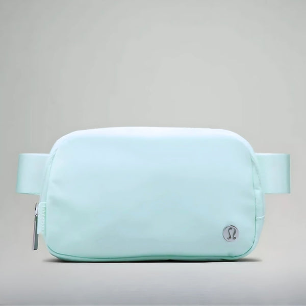 Lululemon Everywhere Crossbody Belt Bag 1L