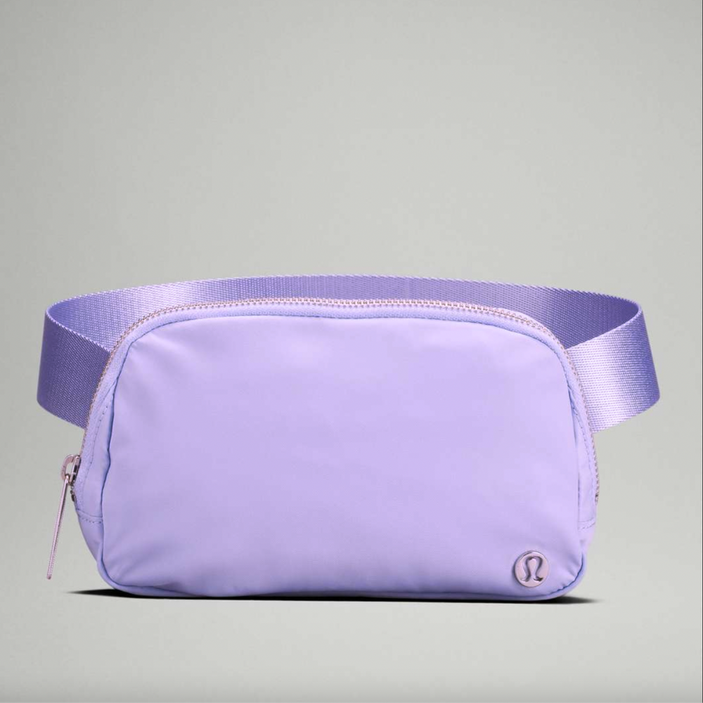 Lululemon Everywhere Crossbody Belt Bag 1L - Purple