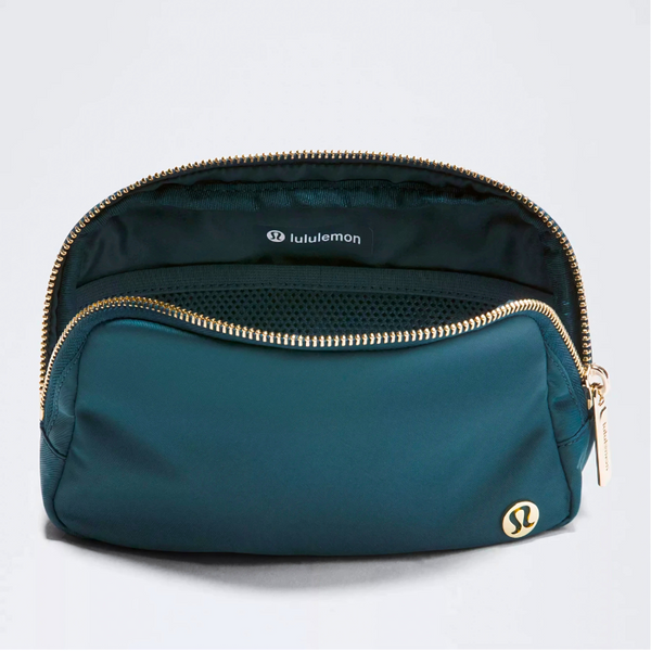 Lululemon Everywhere Wordmark Crossbody Belt Bag 1L - Warp Teal/Gold