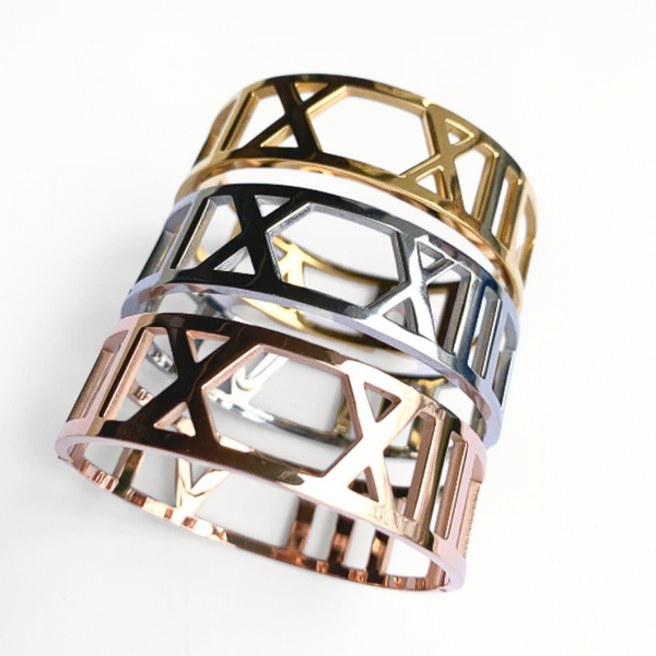 Wide 4 Roman Numerals Bangle Bracelet - Stainless Steel