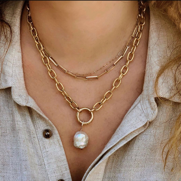 Very online dainty necklaces