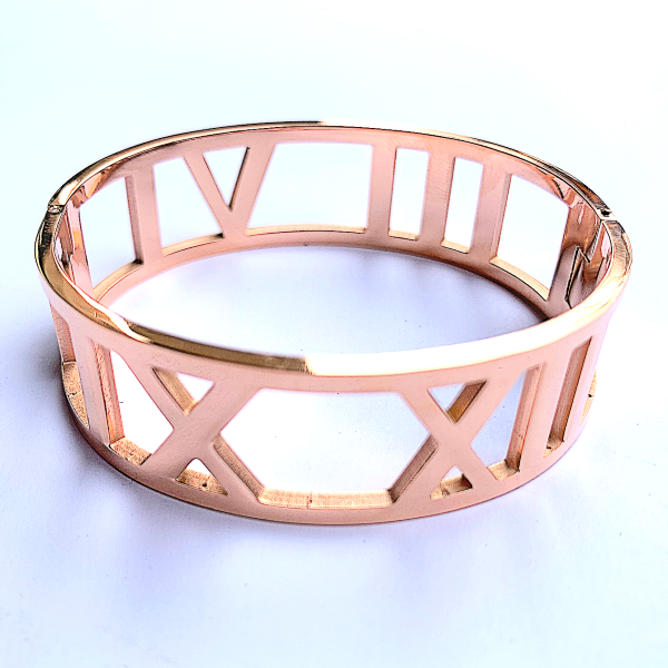 Wide 4 Roman Numerals Bangle Bracelet - Stainless Steel