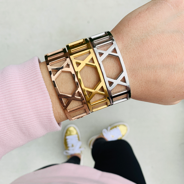 Wide 4 Roman Numerals Bangle Bracelet - Stainless Steel