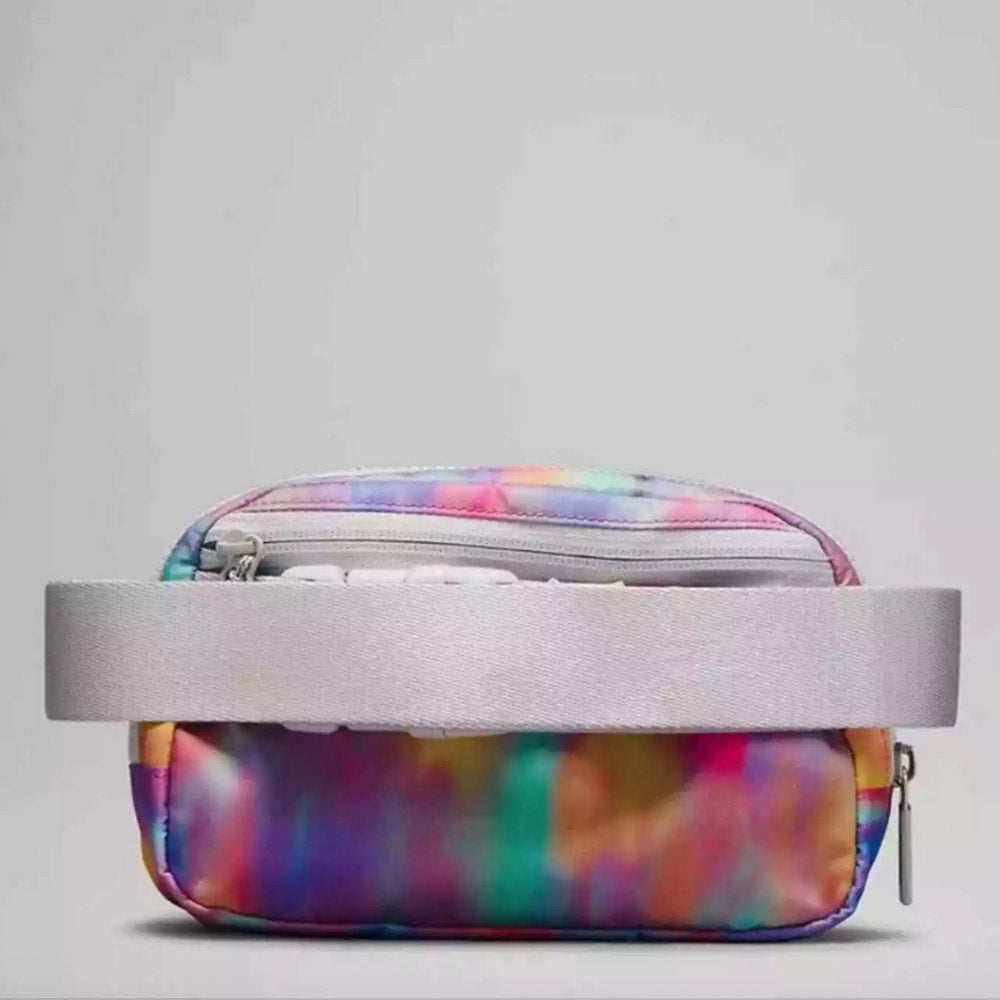 lululemon belt bag prism wash NWT Lululemon Everywhere Crossbody Belt Bag 1L