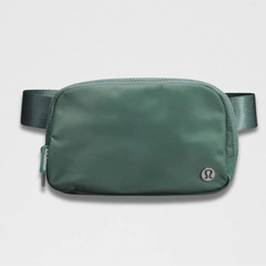 Lululemon Everywhere Crossbody Belt Bag 1L