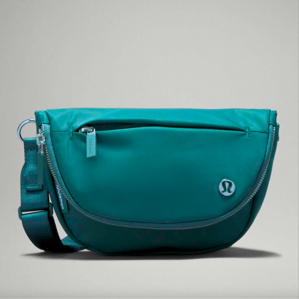 Lululemon All Night Festival Crossbody Micro Belt Bag 2L Lululemon All Night Festival Crossbody Micro Belt Bag 2L