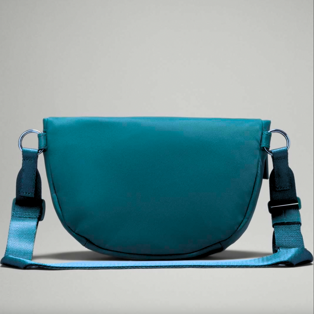 Lululemon All Night Festival Crossbody Micro Belt Bag 2L