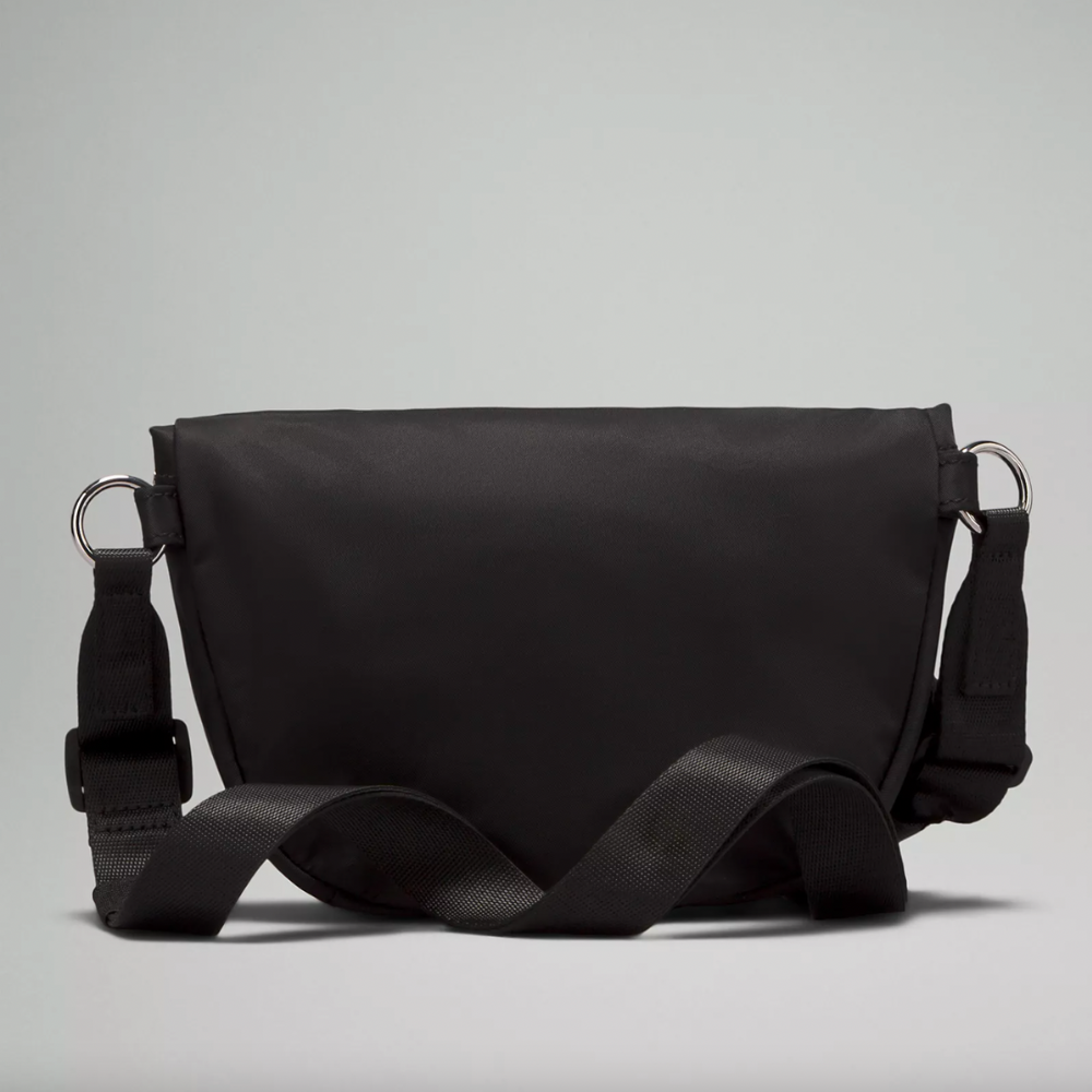 Lululemon All Night Festival Crossbody Micro Belt Bag 2L - Black/Silve Pearls And Rocks Lululemon All Night Festival Crossbody Micro Belt Bag 2L - Black/Silve Pearls And Rocks