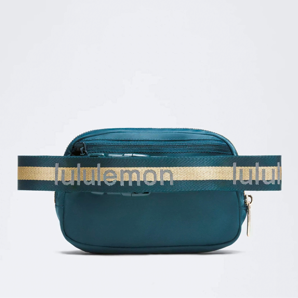 lululemon Everywhere Wordmark Crossbody Belt Bag 1L lululemon Everywhere Wordmark Crossbody Belt Bag 1L