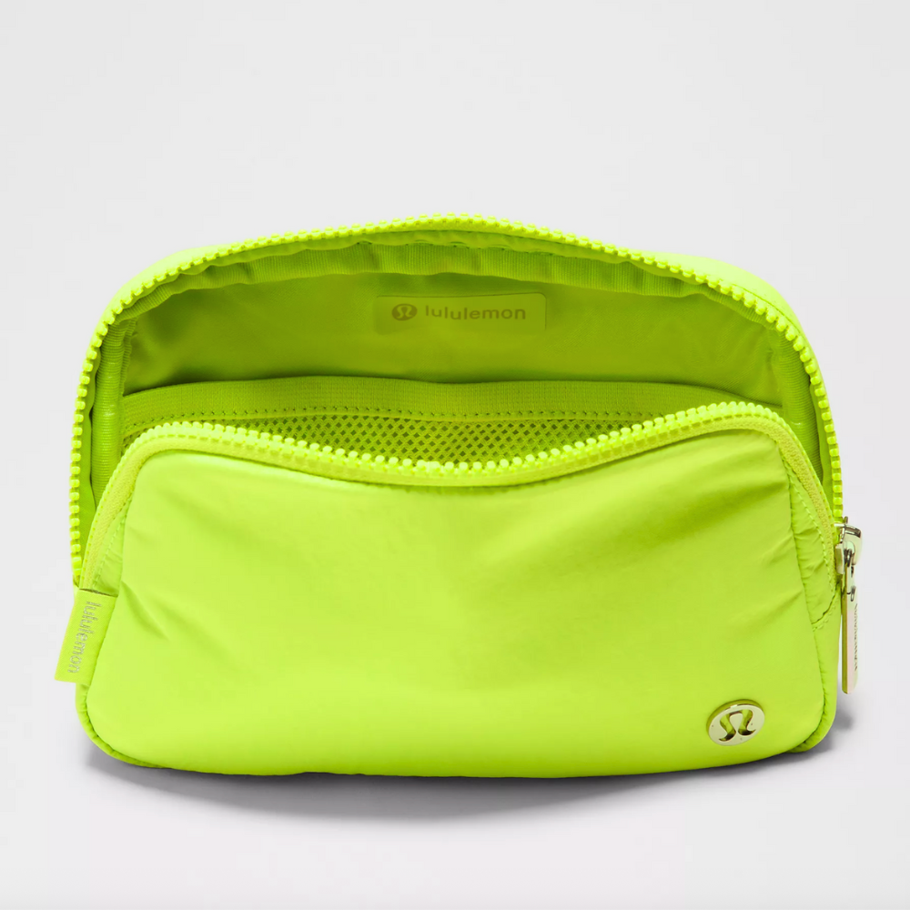lululemon Everywhere Crossbody Belt Bag 1L - Fluorescent Green lululemon Everywhere Crossbody Belt Bag 1L - Fluorescent Green