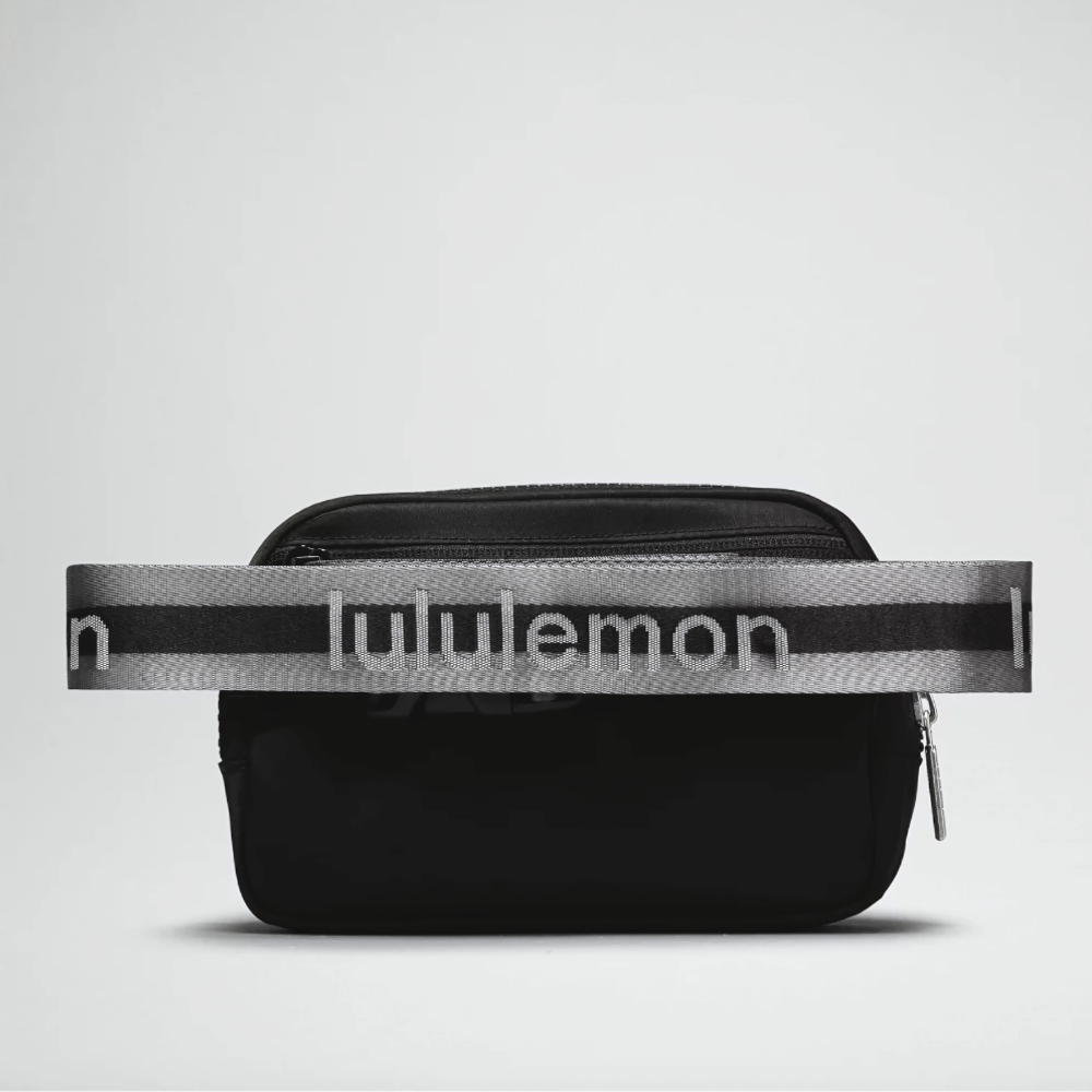 Lululemon Everywhere Wordmark Crossbody Belt Bag 1L Lululemon Everywhere Wordmark Crossbody Belt Bag 1L