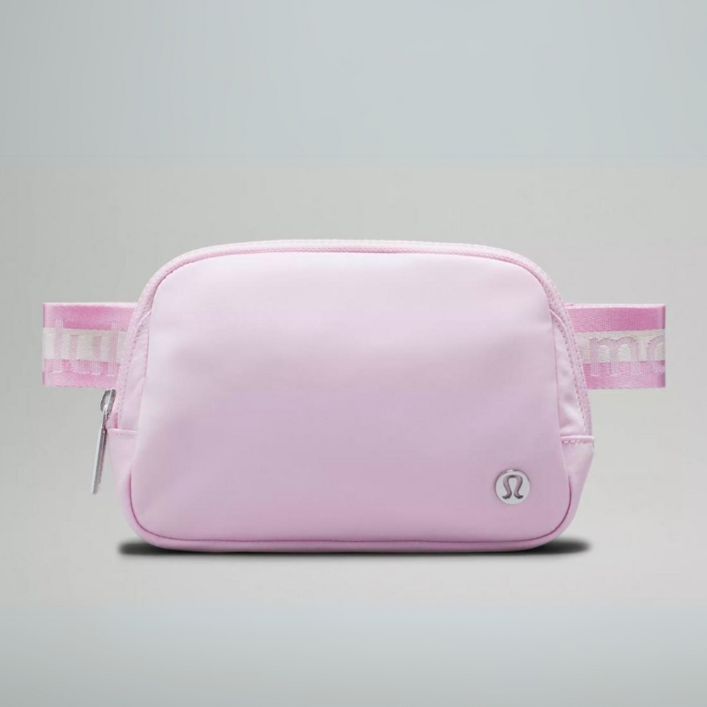 Lululemon Everywhere Wordmark Crossbody Belt Bag 1L Lululemon Everywhere Wordmark Crossbody Belt Bag 1L