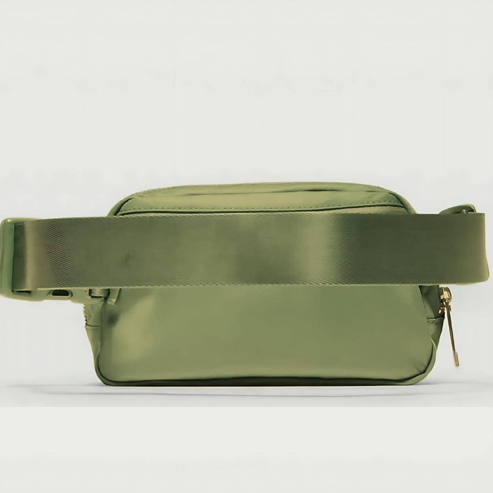 lululemon Everywhere Crossbody Belt Bag 1L lululemon Everywhere Crossbody Belt Bag 1L