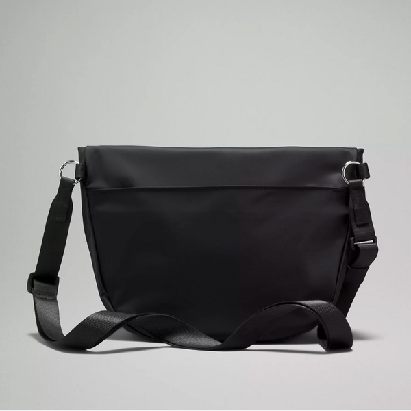 Lululemon All Night Festival Crossbody Belt Bag 5L - Black/Silver