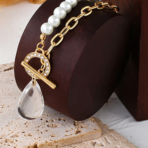 Teardrop and Pearls Statement Necklace