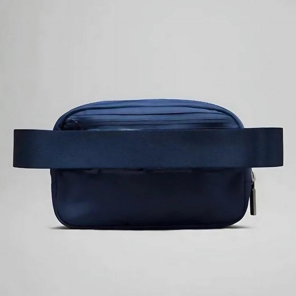 lululemon Everywhere Crossbody Belt Bag 1L lululemon Everywhere Crossbody Belt Bag 1L