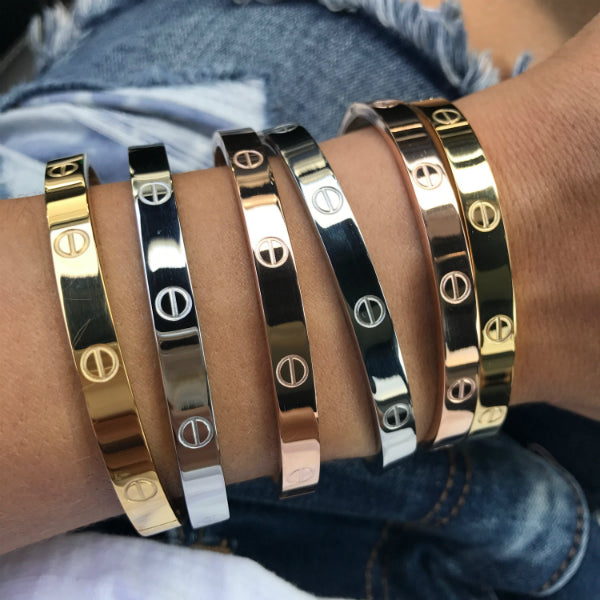Amour Bangle Bracelet - Stainless Steel