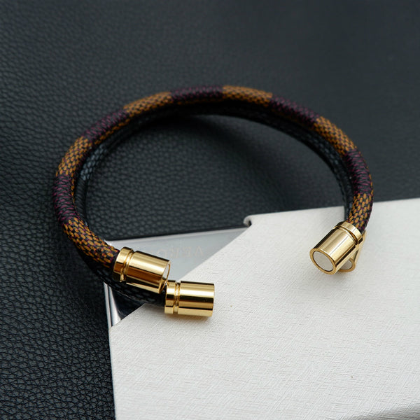 eLVeene Leather Magnetic Bracelet - Round