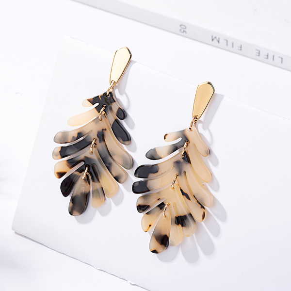 Leaf Necklace and Earrings Set - Light Tortoise